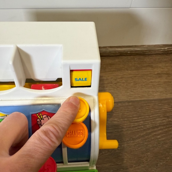 Vintage Fisher Price Cash Register, Working Bell, Functional Buttons, 5 Coins - Picture 9 of 14